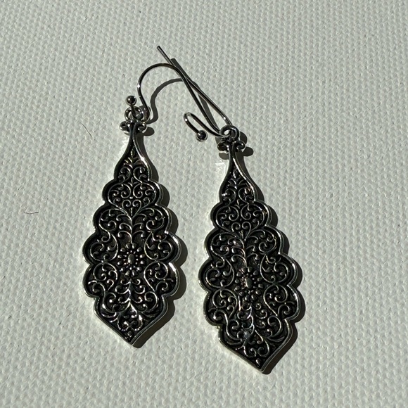 Vintage Filigree Leaf Flower Long Drop Earrings – Boho Wedding - Picture 13 of 13